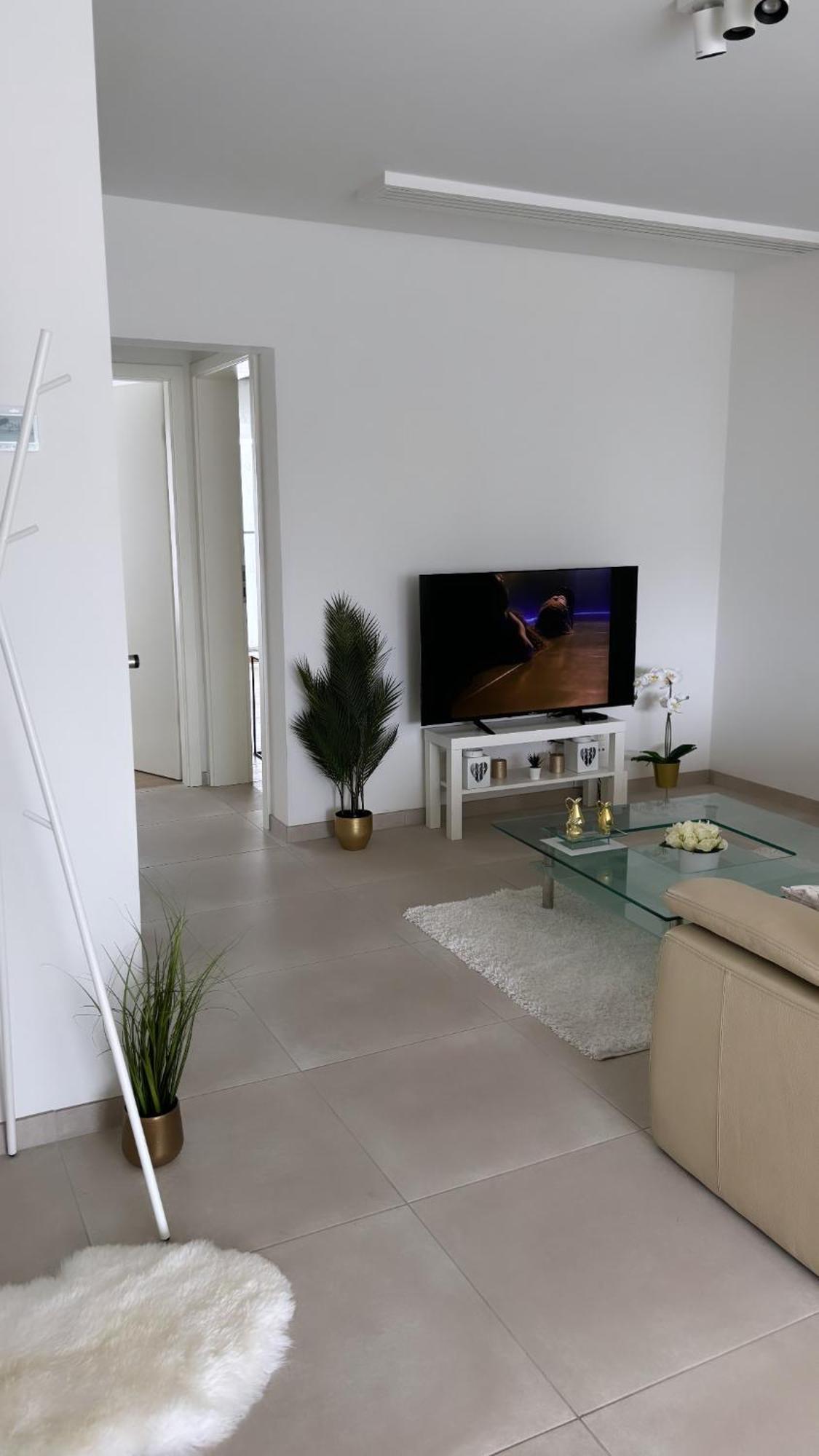 2 Bedrooms Luxury Apartment - Guillemins Liège Eksteriør bilde